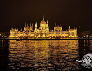 budapest-parliament-night