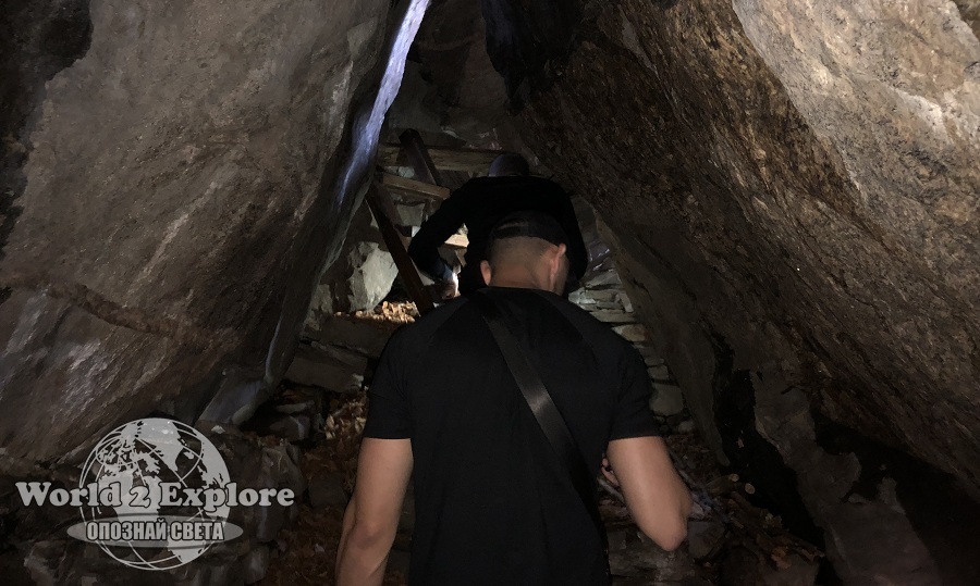 Рилски-пещера