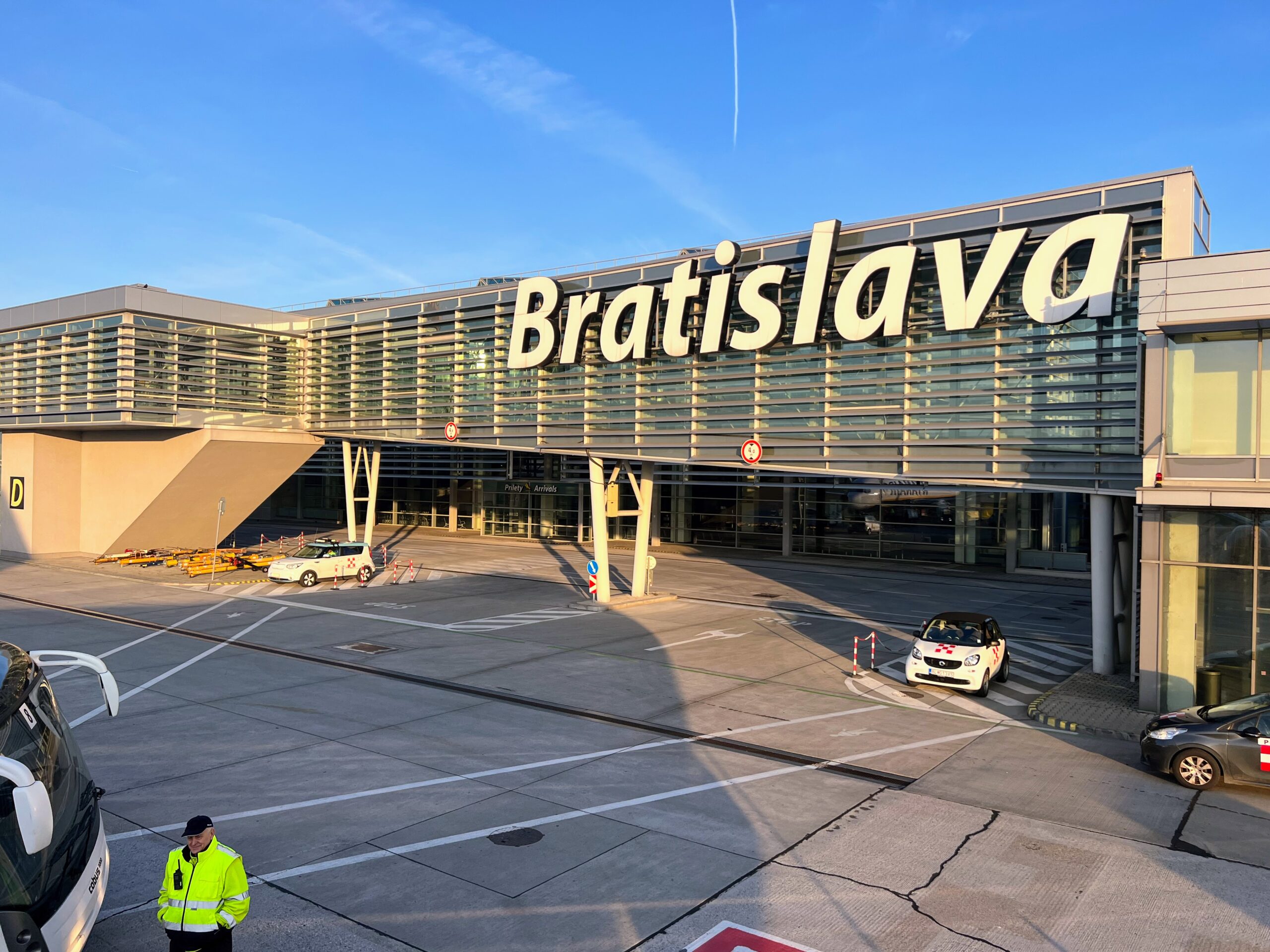 летище братислава bratislava